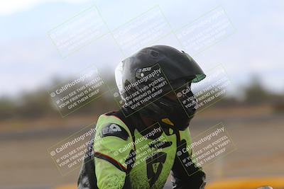 media/Sep-10-2022-SoCal Trackdays (Sat) [[a5bf35bb4a]]/Turn 2 (1pm)/
